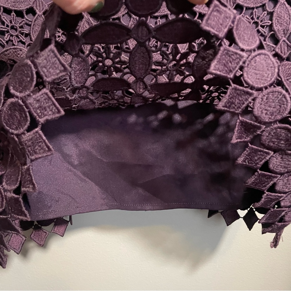 Tahari ASL sleeveless lace dress in a dark purple or plum - Picture 8 of 12